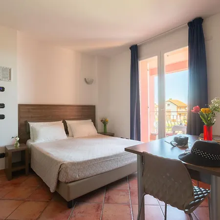 Ai Pozzi Village & 4*