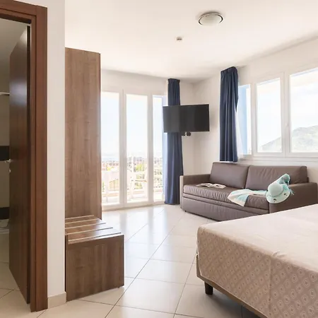 Ai Pozzi Village & 4* Loano