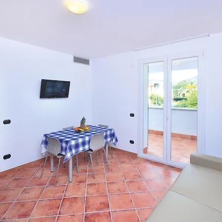Aparthotel Ai Pozzi Village Hotel&resort