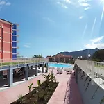 Ai Pozzi Village & 4*