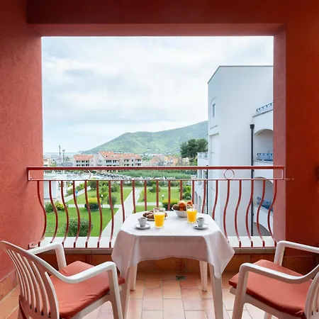 Ai Pozzi Village & Apart-hotel
