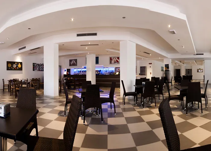 Ai Pozzi Village & Apart Otel Loano