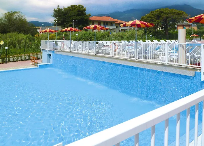 Ai Pozzi Village & Apart Otel Loano