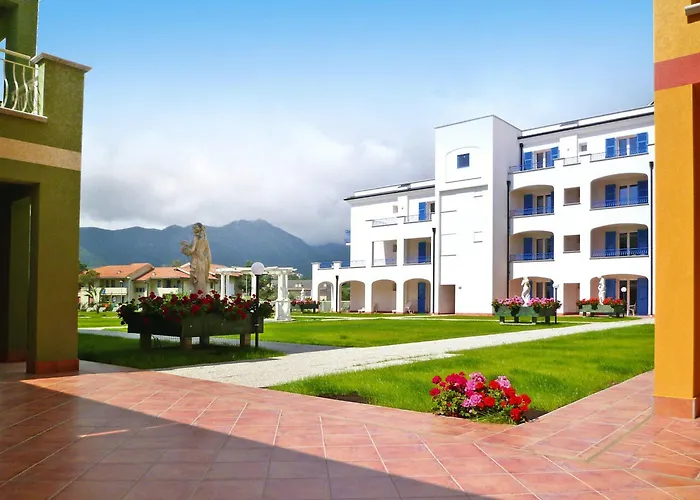 Ai Pozzi Village & Lejlighedshotel